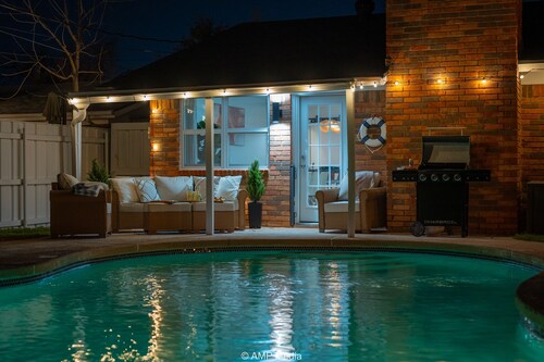 Private Pool + Game Room | 10 Min to ACU