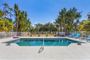Beheizter Pool