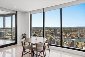 Billede uden beskrivelse, 3 af 16, knap