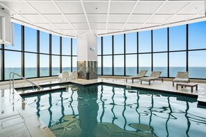 Pool - Level 42 Beachside 1BR Apartment with Ocean Views (Surfers Paradise)