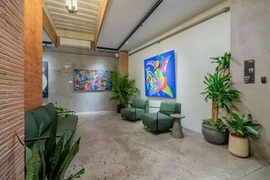 Interior - Apartment Lower level (Panamá)
