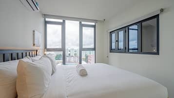 1 habitación, tabla de planchar con plancha, wifi gratis y ropa de cama