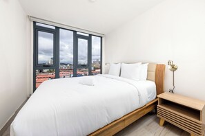 1 bedroom, WiFi, bed sheets - Casco View One Bedroom Apartment (Panama City)
