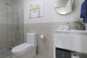 Hair dryer, towels - Casco View Life - Premium Apt. 1 Bedroom (Panamá)