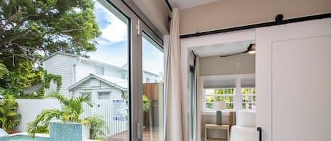 Luxury House, 2 Bedrooms, Pool View, Poolside