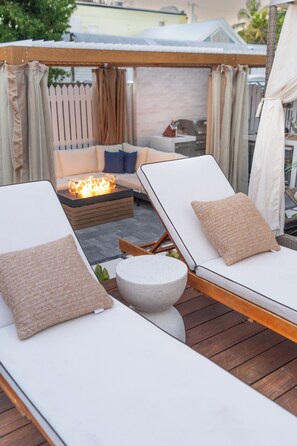 Property grounds - Lighthouse Suites Collection (Key West)