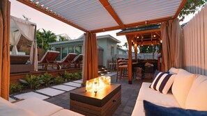 Property grounds - Lighthouse Suites Collection (Key West)