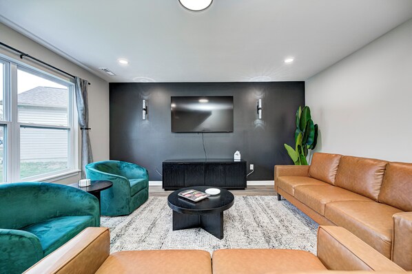 Televisor intel·ligent i futbolí