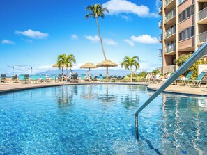 Pool - Super awesome ocean view ,ocean front studio with full kitchen, free resort fees (Lahaina)