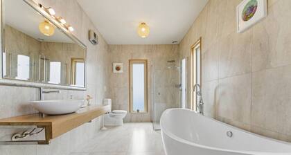 Mediterranean Coastal Charm with Great Views