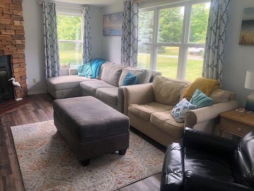 Tranquil Kelleys Island home on a private road.