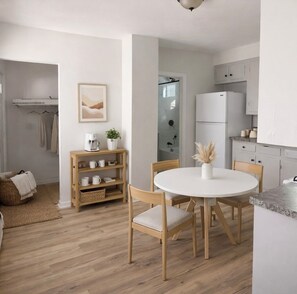 Imagen sin descripción, 3 de 6, botón