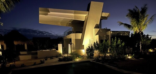 Imagen sin descripción, 1 de 25, botón