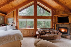 1 Schlafzimmer, Schreibtisch, WLAN, Bettwäsche