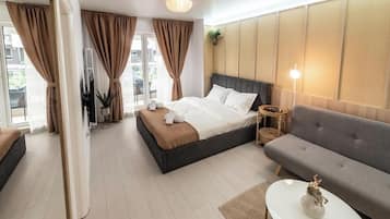 1 bedroom, iron/ironing board, WiFi, bed sheets