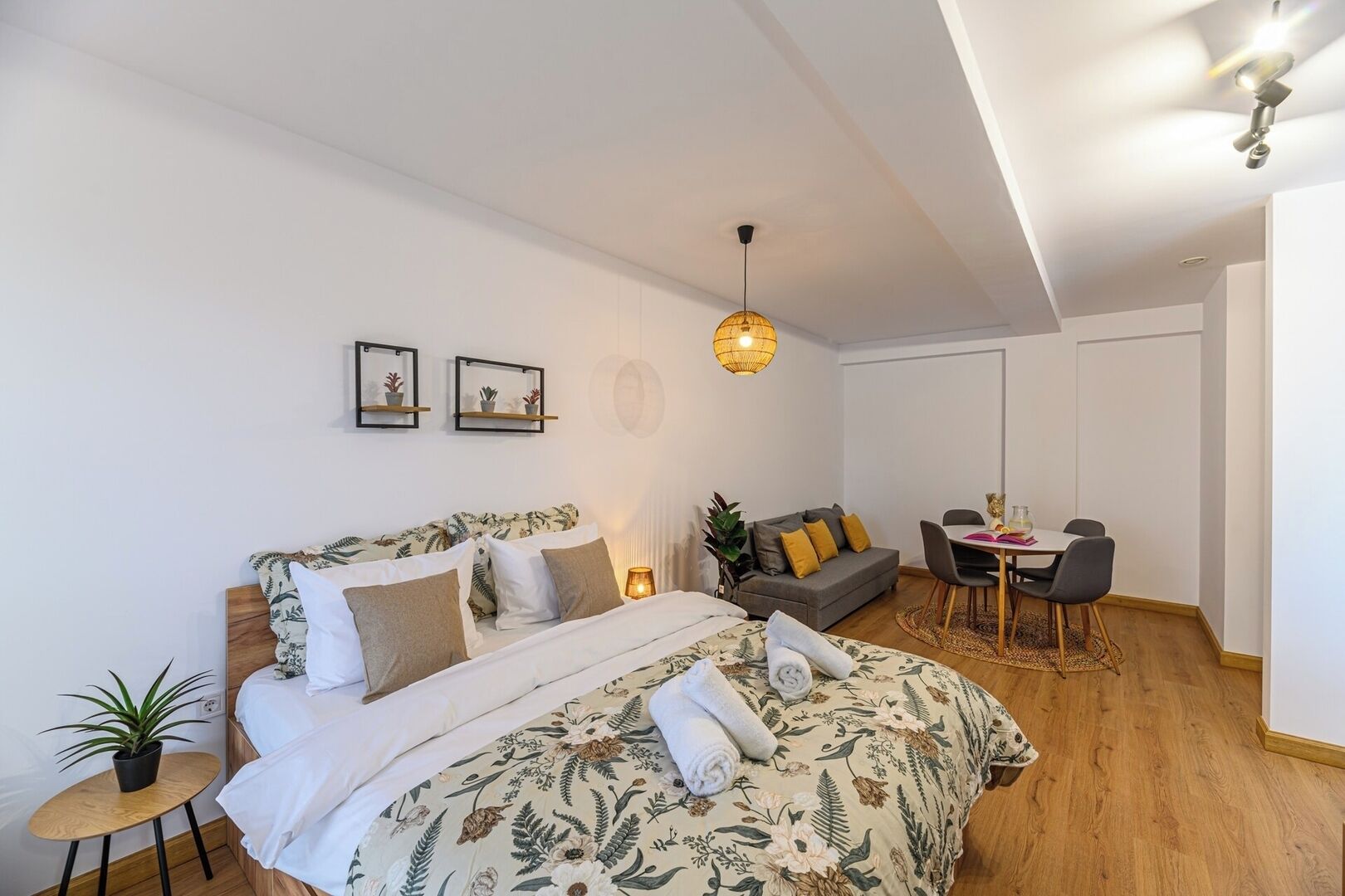 1 bedroom, WiFi, bed sheets