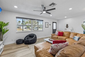 Uklassifisert bilde, 4 av 22, knapp