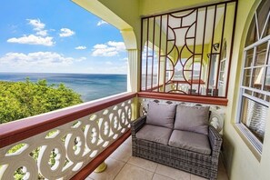 Property grounds - Oceanview • Nearby Beach • Balcony • 2BR/Sleeps 4 (Vieux Fort)