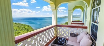 2BR Oceanview • Walk to Beach • Saint Lucia