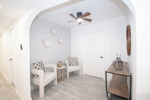 Interior - Family-Friendly Home - Space for Everyone - Dog Friendly! (Phoenix)