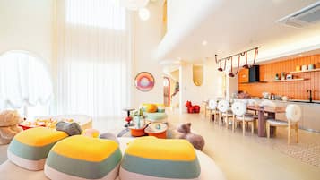 Villa, 5 Bedrooms, Non Smoking, Balcony | Spa