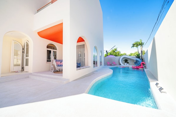 Villa, 5 Schlafzimmer, Nichtraucher, Balkon