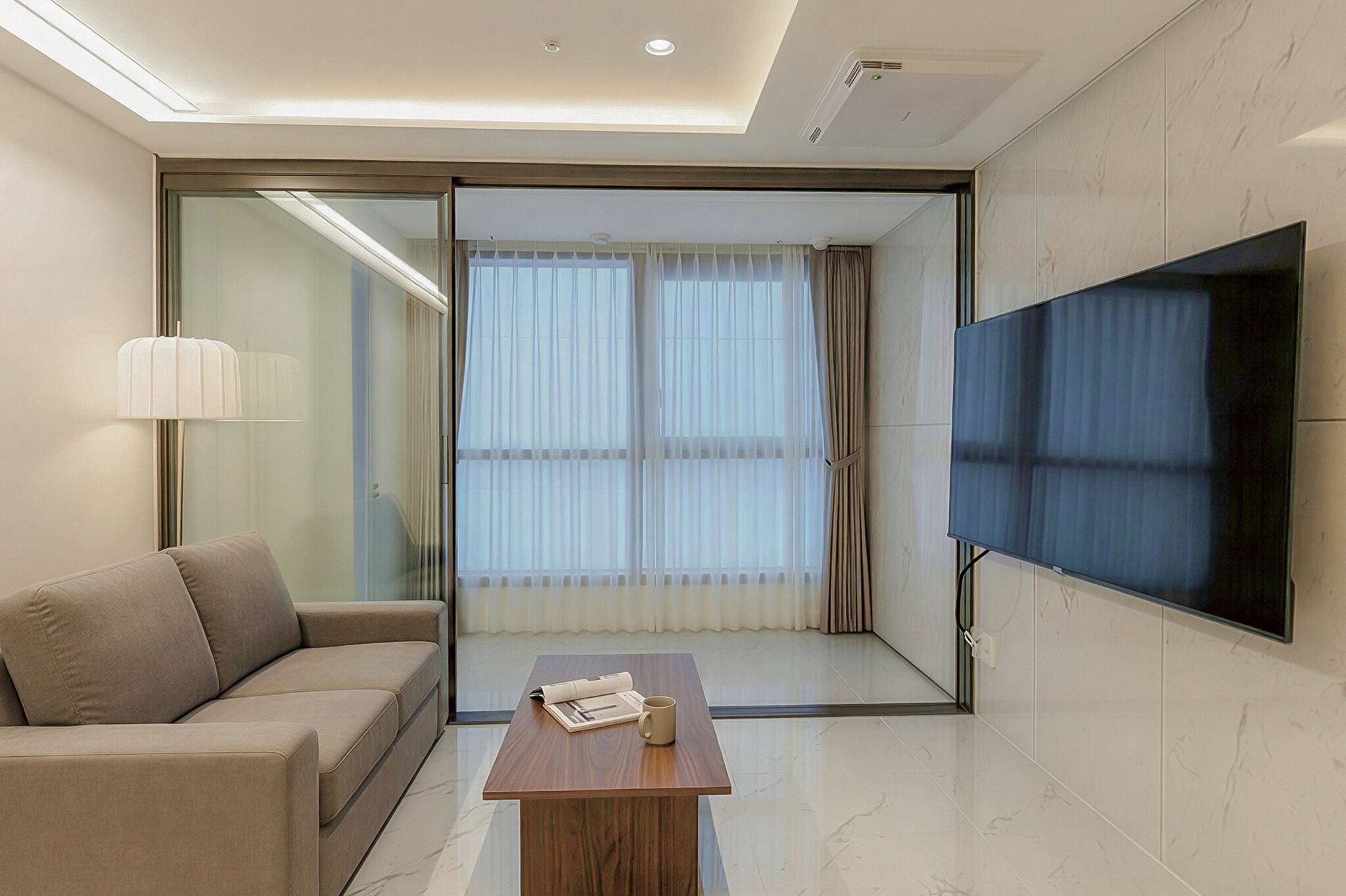 Suíte urbana | Individualmente mobiliados, Wi-Fi de cortesia, roupa de cama