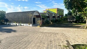 Exterior - Hotel Villa Beach Transit 2 (Labuan Jambu)