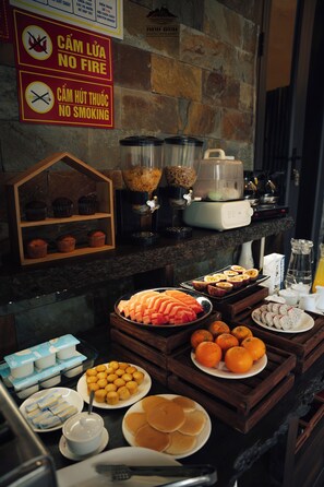 Free daily local cuisine breakfast 