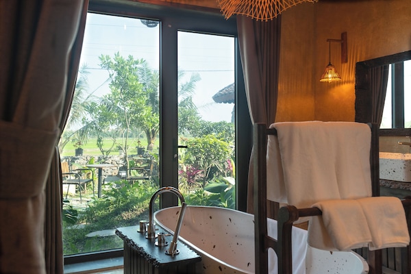 In-room safe, desk, laptop workspace, blackout curtains