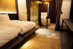 豪華雙人房, 泳池景觀