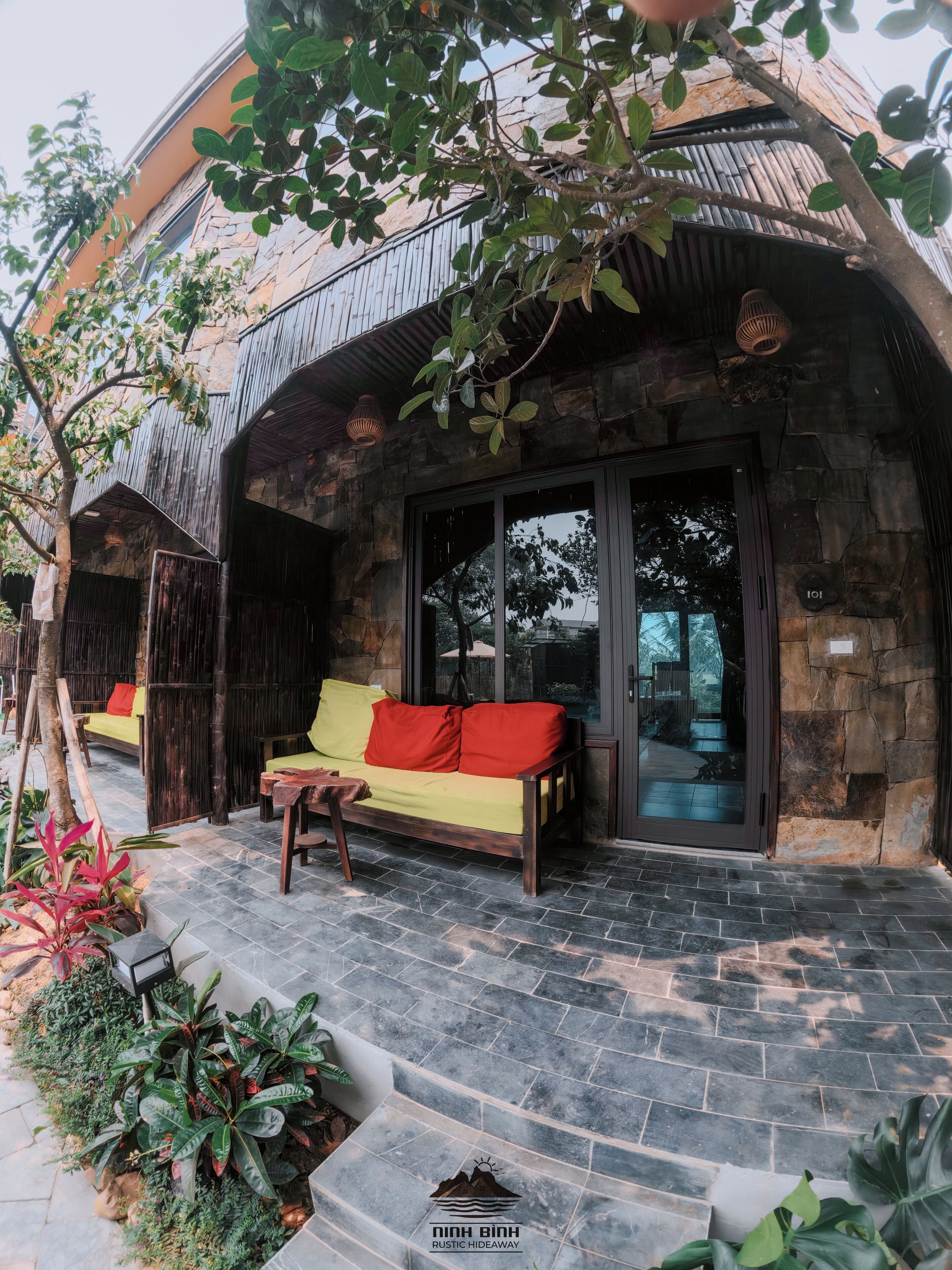 华丽双人房, 浴缸, 泳池景观 (Terrace) | 露台