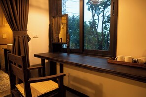 In-room safe, desk, laptop workspace, blackout curtains - Ninh Binh Rustic Hideaway (Hoa Lu)