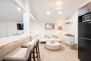 Uklassifisert bilde, 4 av 8, knapp