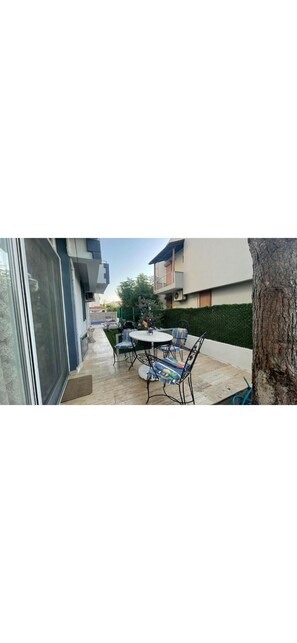Terassi/patio