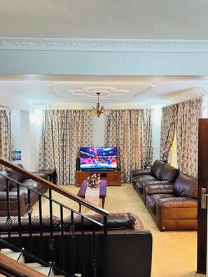 Imagen sin descripción, 2 de 12, botón