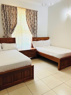 3 Schlafzimmer, Bügeleisen/Bügelbrett, WLAN