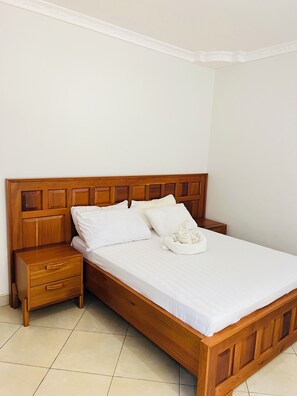 3 Schlafzimmer, Bügeleisen/Bügelbrett, WLAN