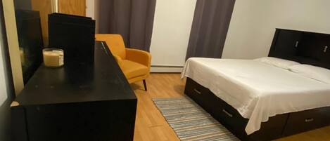 1 camera, accesso a Internet, lenzuola