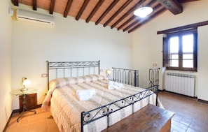 Unclassified image, 2 of 51, button - Stunning home in Magione (Magione)