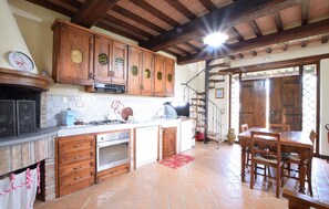 Unclassified image, 5 of 51, button - Stunning home in Magione (Magione)