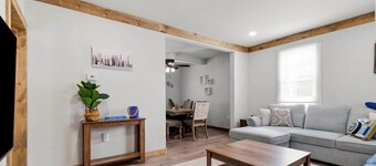 Farmhouse less than a mile from beaches