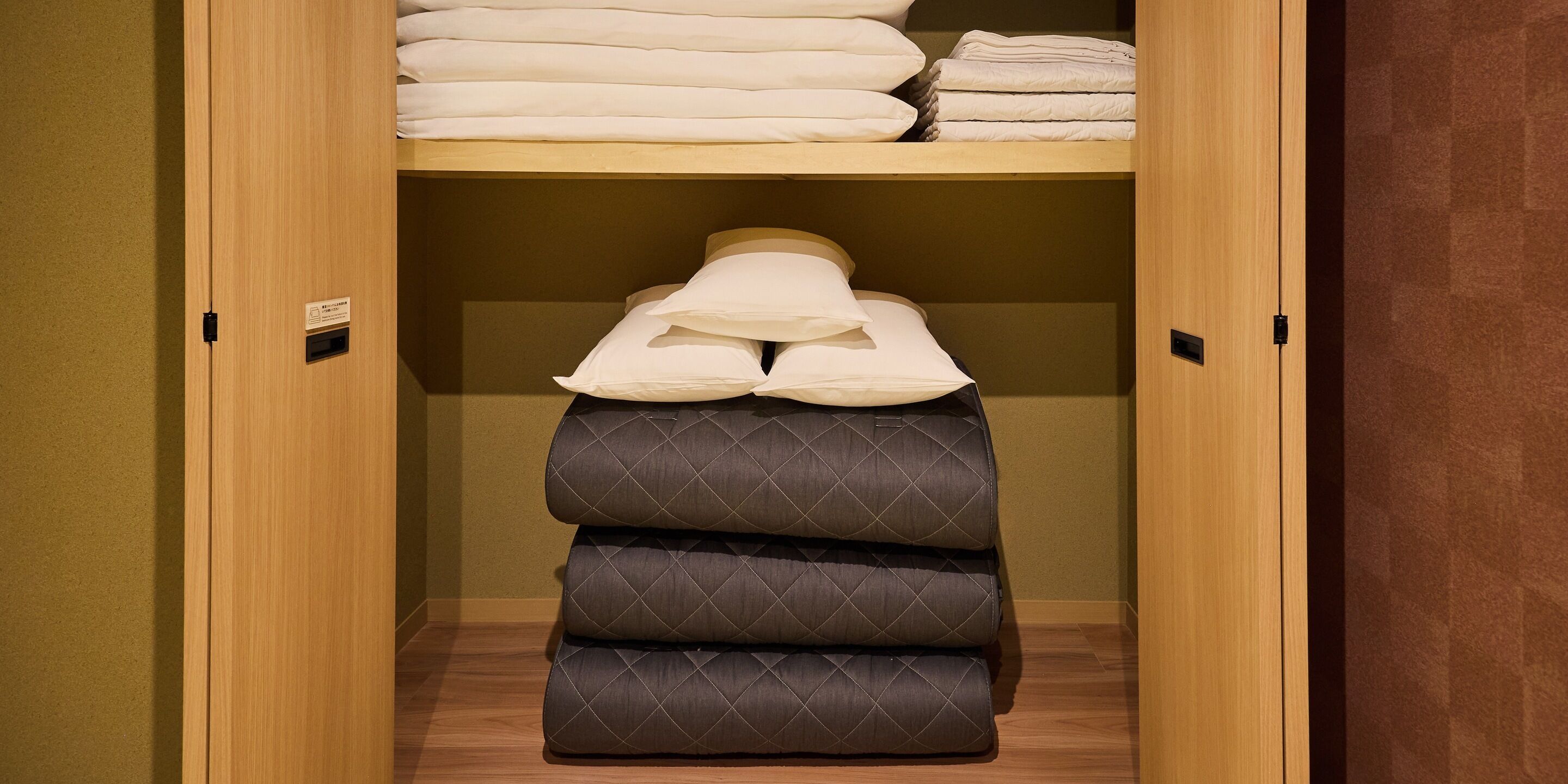 [A] 2 Double beds + 3 Futons / 111 sqm / Natural hot spring, Tatami-mat terrace (up to 7 guests) | Free WiFi