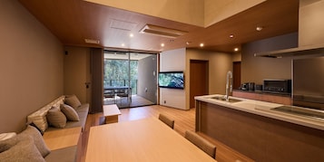 Villa, no fumadores, balcón (Type B, Natural Hot Spring, Max 6 PAX) | Wifi gratis