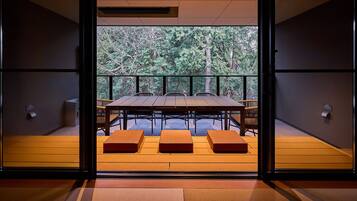 Villa, niet-roken, balkon (Type B, Hot Spring,Sauna,Pool, 8 PAX) | Gratis wifi