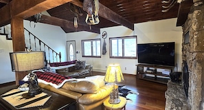 Unclassified image, 4 of 30, button