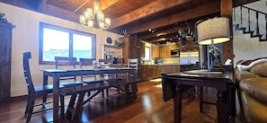 Unclassified image, 2 of 30, button