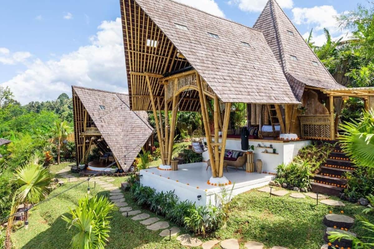 Family Double Room, 2 Bedrooms, Balcony, Garden View | Living area