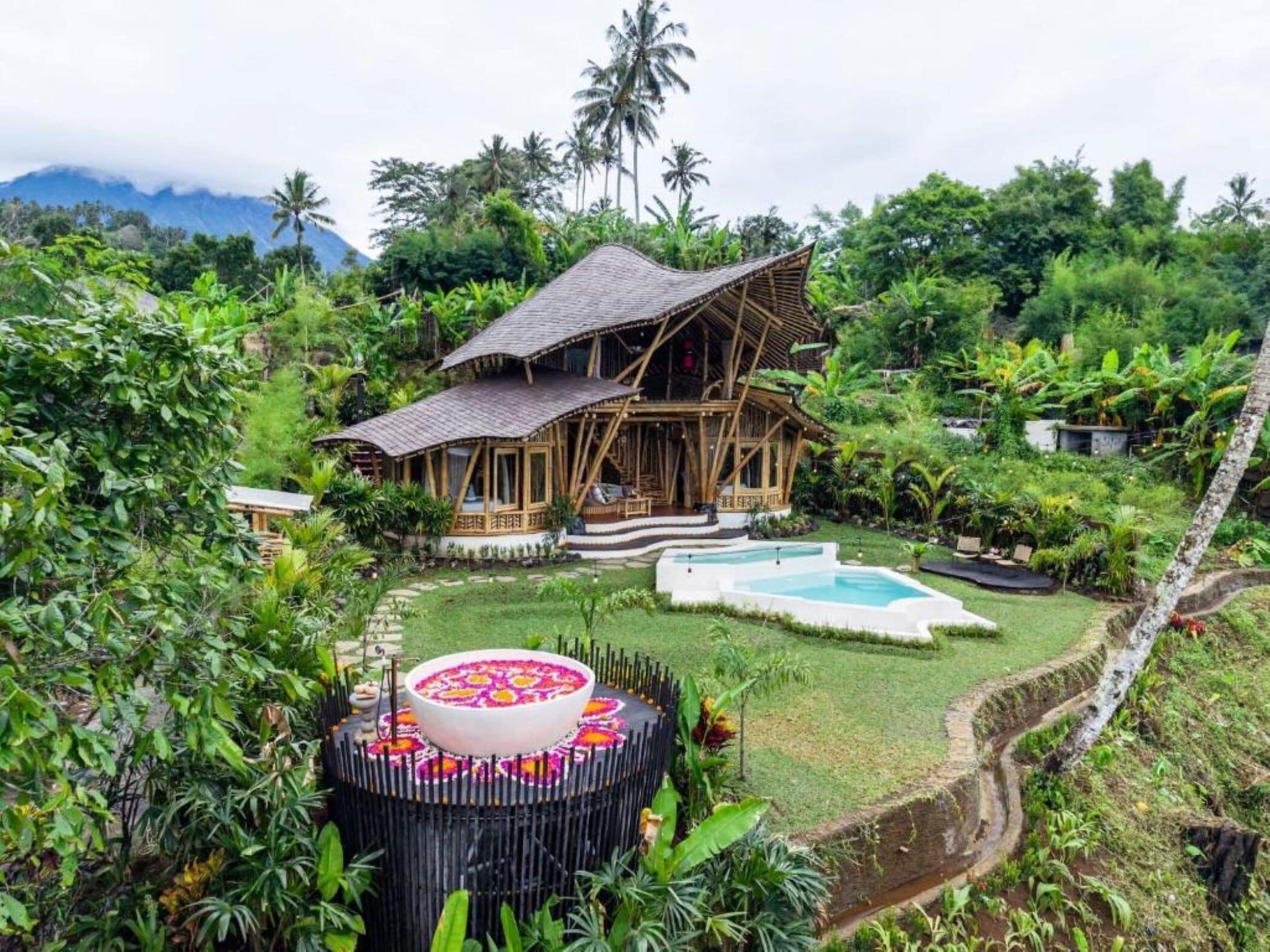 Family Double Room, 2 Bedrooms, Balcony, Garden View | Living area