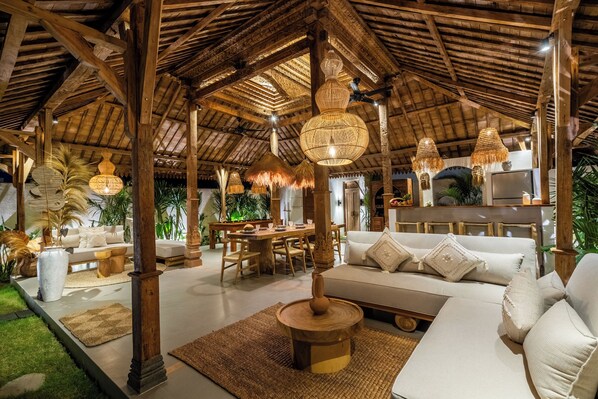 Interior - Tropical escape - 4bdrs villa in Bingin Beach (Pecatu, South Kuta, Badung Regency,)